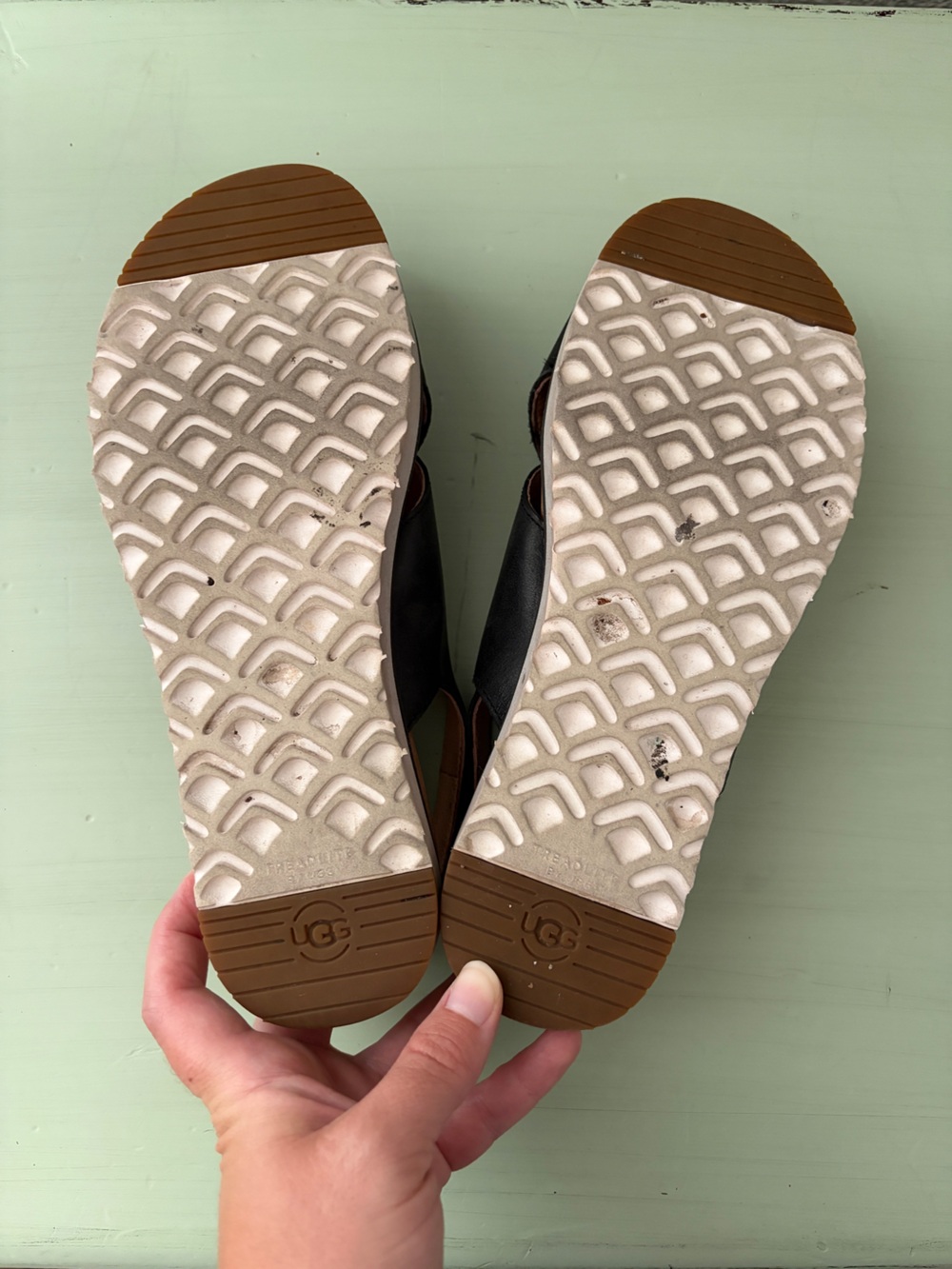 UGG Crisscross Slingback Sandals - Picture 3 of 3